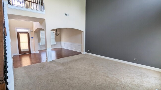 Photo - 718 Erika Ln