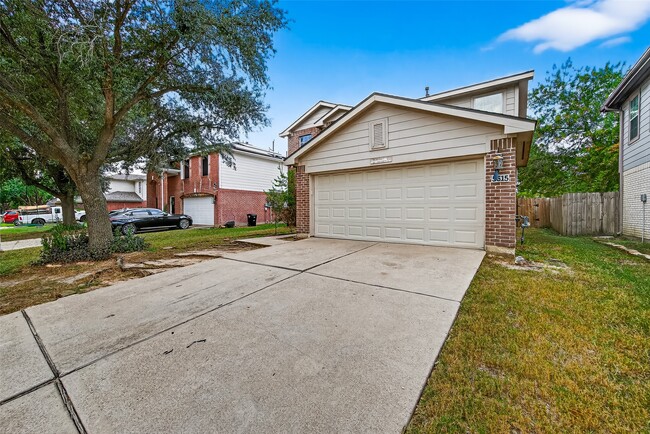 Photo - 5615 W Harrow Dr House