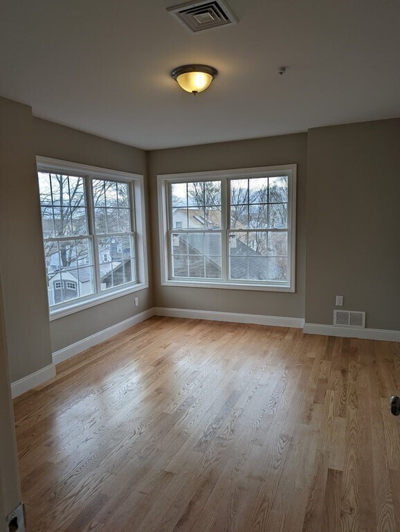 Photo - 207 Winthrop St Unit 1