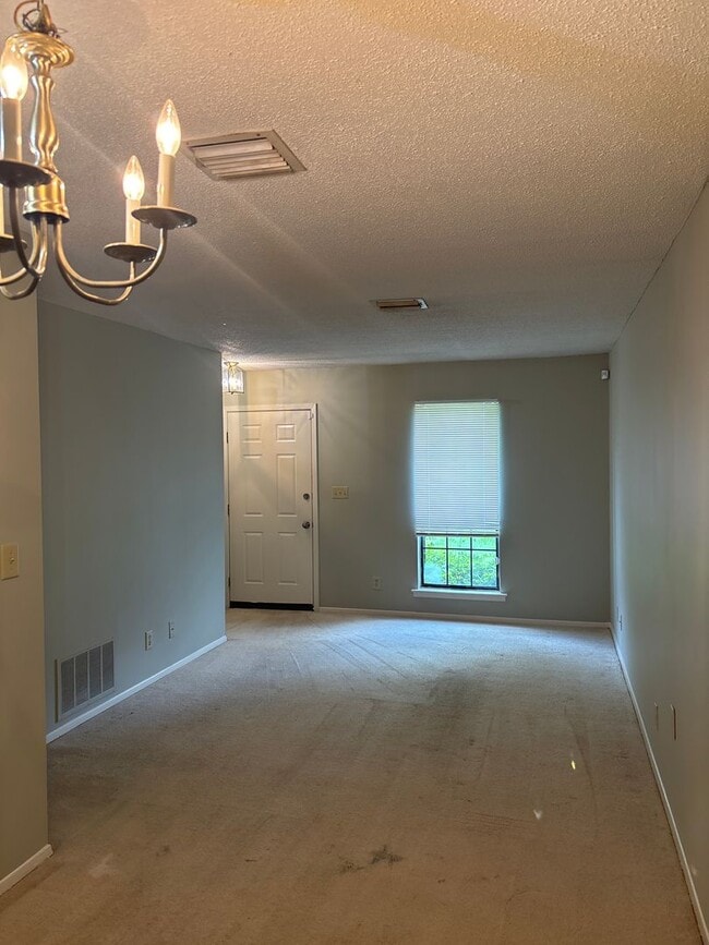 5764 Worchester Ct