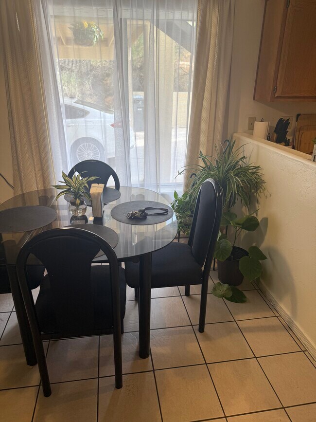 Photo - 2536 N Corinthian Garden Dr Unidad 2536 North Corinthian Gar