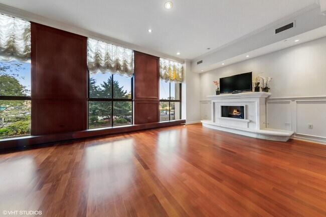 Photo - 310 S Michigan Ave Unit 202