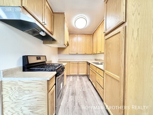 5415 Newcastle Ave Unidad 37
