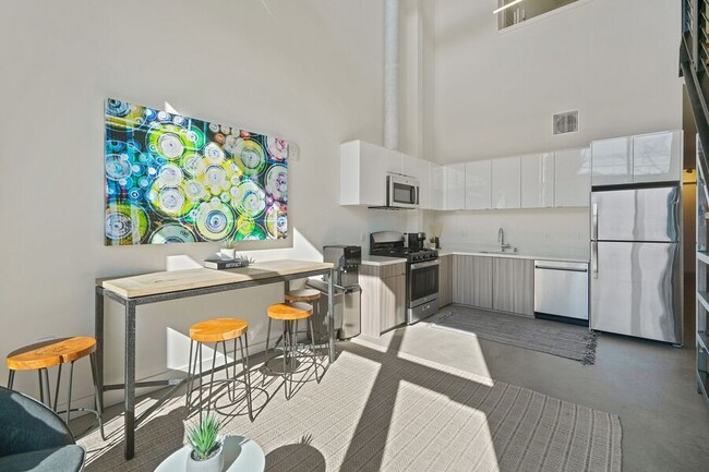 Building Photo - 950 63rd St Unit 102