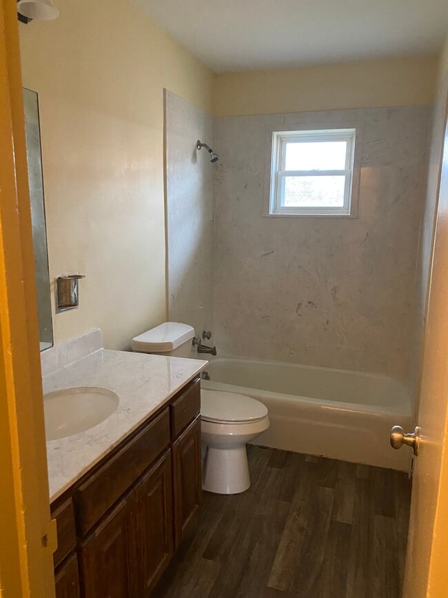 Upstairs Bath