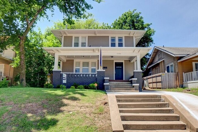Building Photo - Historic Charm Meets Modern Comfort – 2 Be... Rental