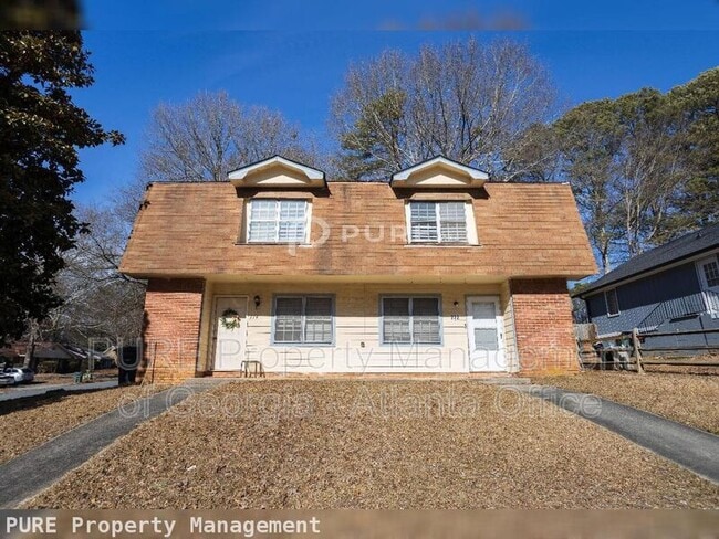 Building Photo - 772 Rogers Way SW