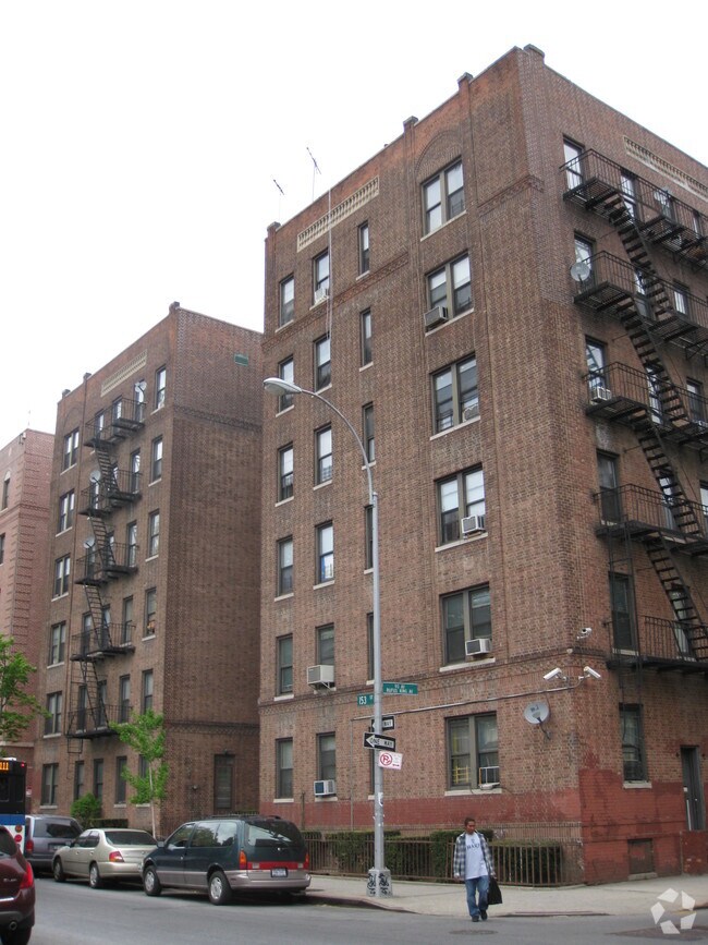 89-21 153rd St - 8921 153rd St