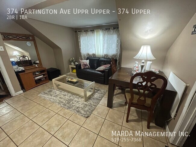 Photo - STUDENT 2 BED 1 BATH NEAR U OF W - ALL UTILITIES INC + INTERNET! Unit 374 Upper