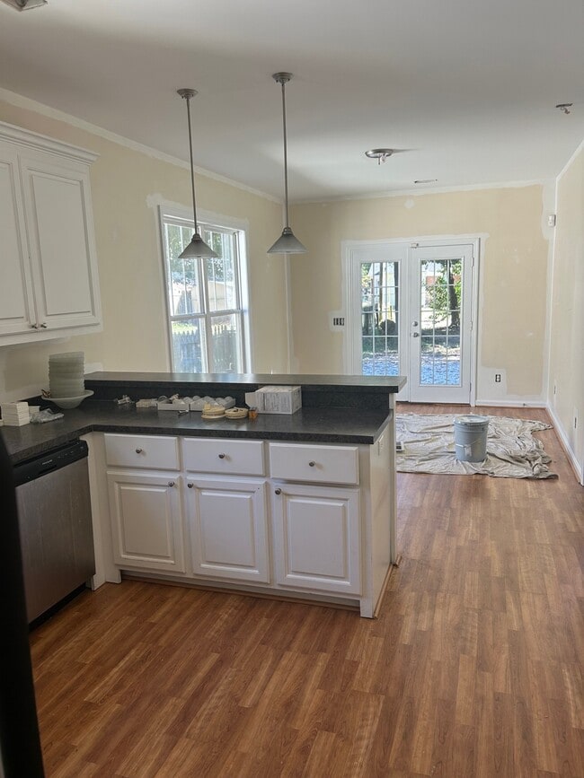 Photo - 918 Woodlawn Ave