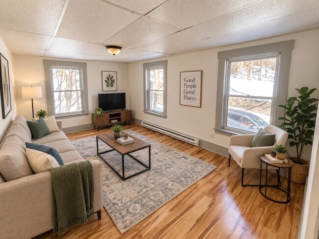 40 Garnet St Unit 3