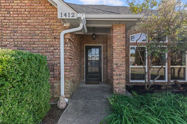 Photo - 1412 Seabrook Dr