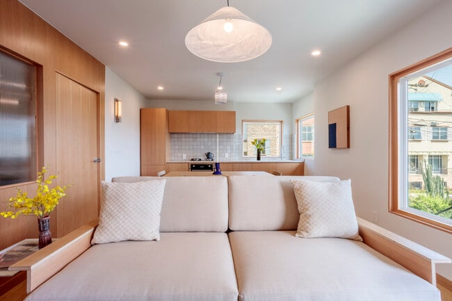 Photo - 4603 La Mirada Ave Unit Lyman 5