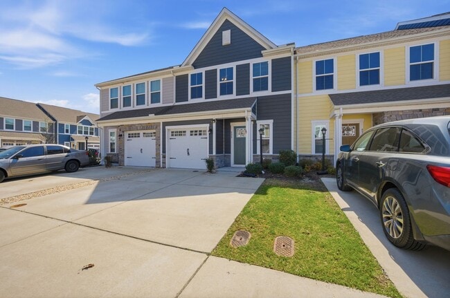 Photo - Chesapeake-Townhouse-Cardinal Meadows-3BR-2.5BA-1 Car Garage