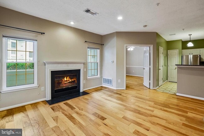 Photo - 1708 Lake Shore Crest Dr Unit 13