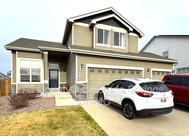 Building Photo - 8456 Hardwood Cir