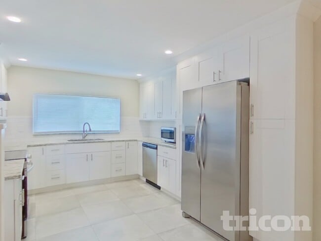 Photo - 1230 Kapok Kove Cir