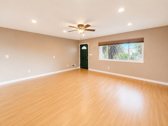 Photo - 55+ 2 bedroom in Watsonville