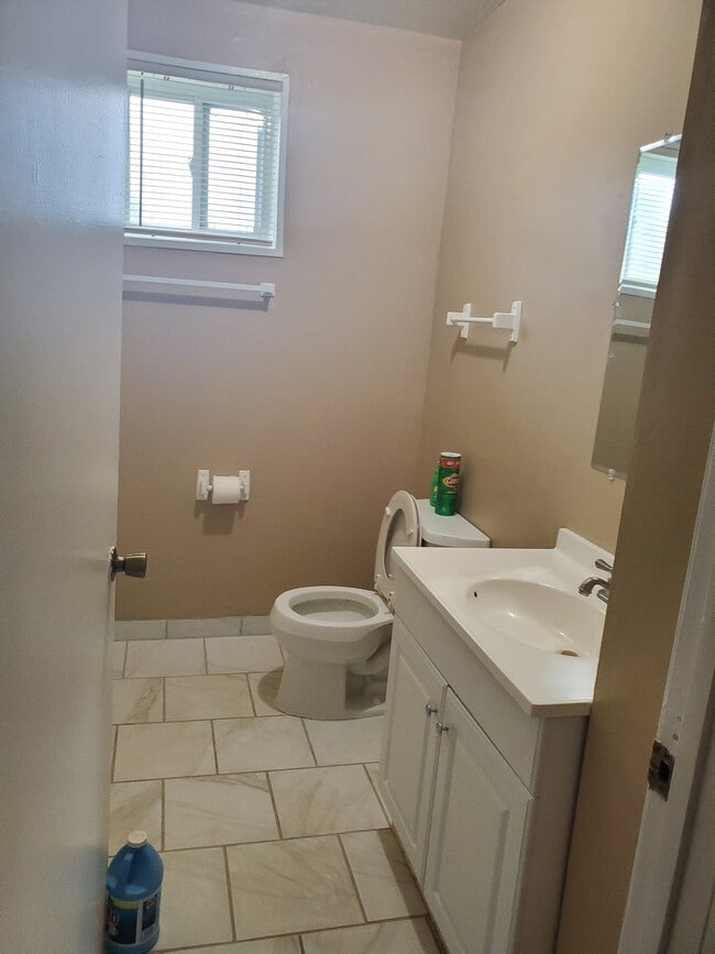 Photo - 801 W Michigan Ave Unit 1