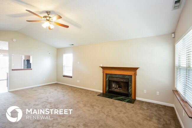 Photo - 2810 Braxton Dr