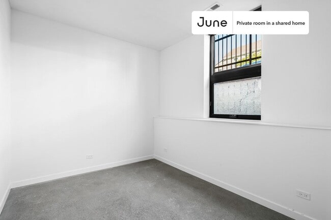 Photo - Room in Shared 4 bed/3.5 bath home Unit C