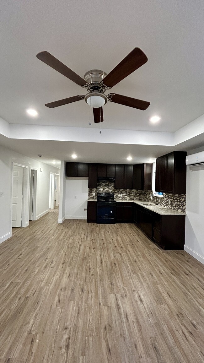 Photo - 7130 Shawnee Cir