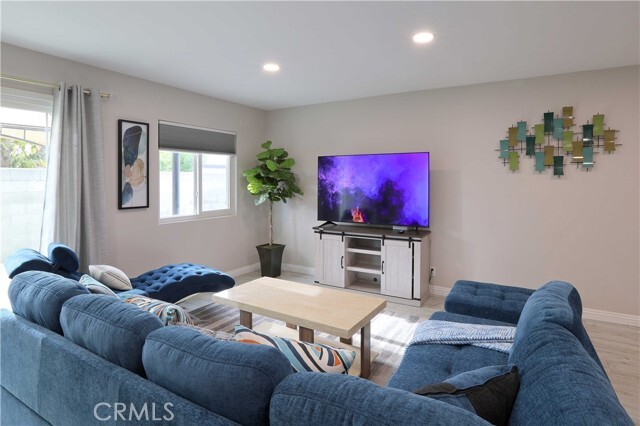 Photo - 6548 Sequoia Dr