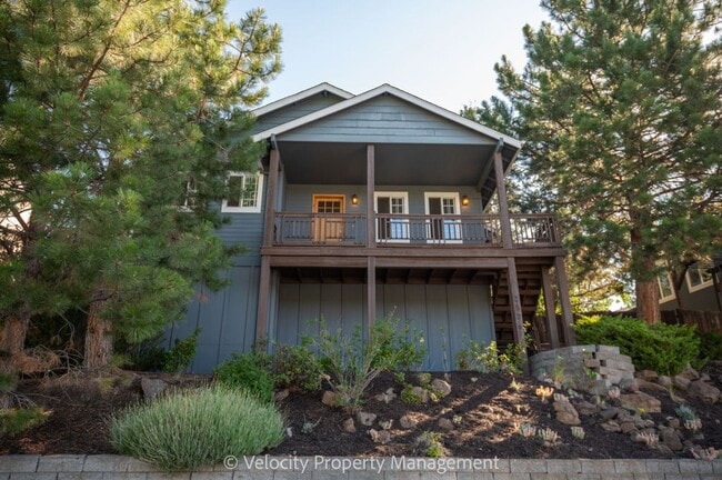 Charming Westside Home! - Charming Westside Home!