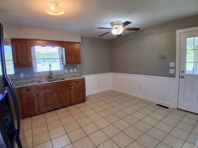 Photo - 613 Timber Ridge Rd
