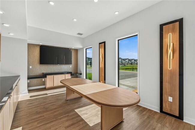 Photo - 1127 Emilia Ave