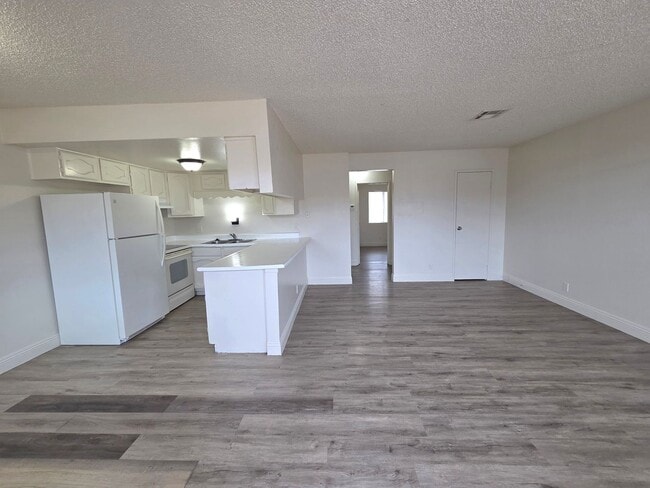 Building Photo - 156 Judy Ln Unit C