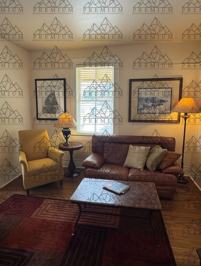 Photo - 1006 E 2nd St Unit #3