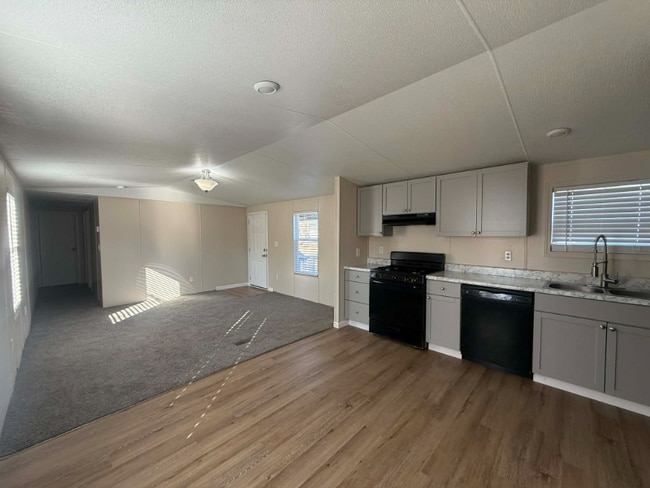 Photo - 1236 N Oaklane Rd