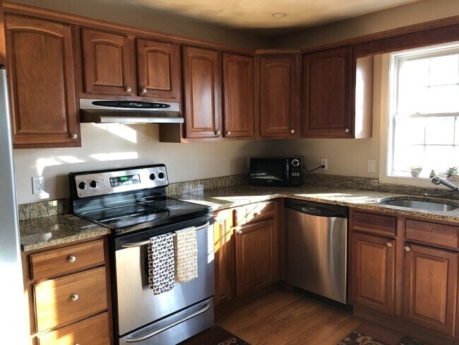 Photo - 111 Oxford St