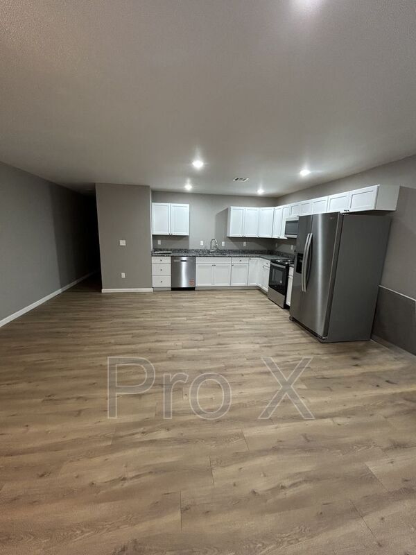 Photo - 716 Columbus St Unit B