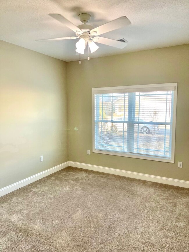 Photo - 160 The Villas Wy