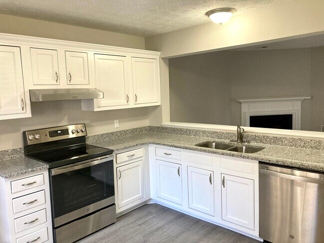 Photo - 1502 Queen Anne Ct