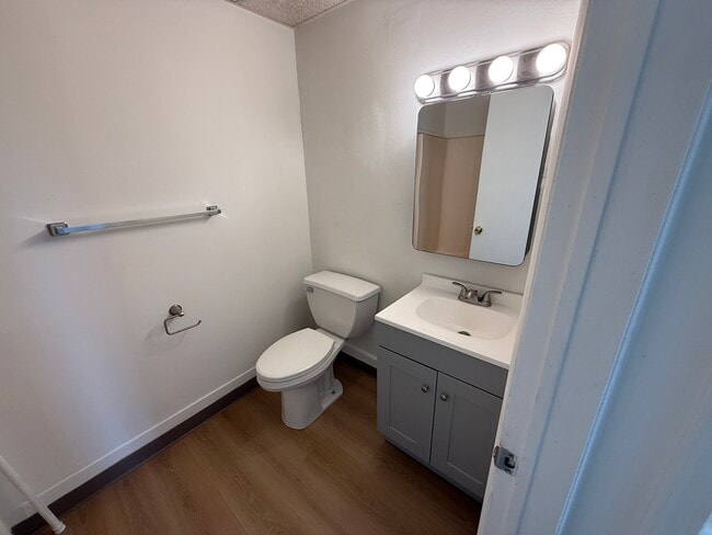 181 Main St Unit 101