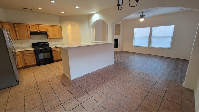 Photo - Spacious 4 bedroom in 7 Bar North! Near Cottonwood and Rio Rancho.
