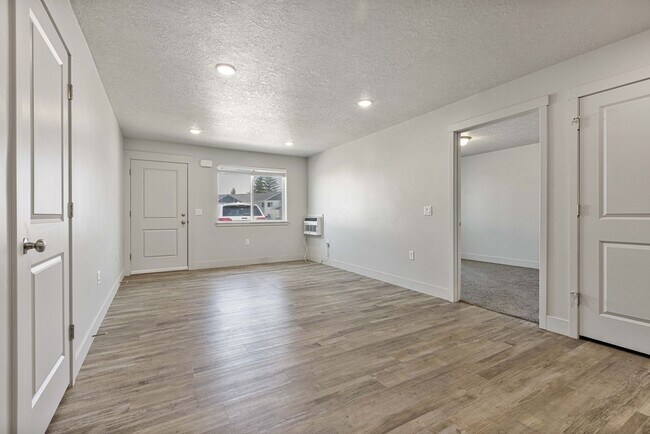 1841 W Quinn Rd Unit D