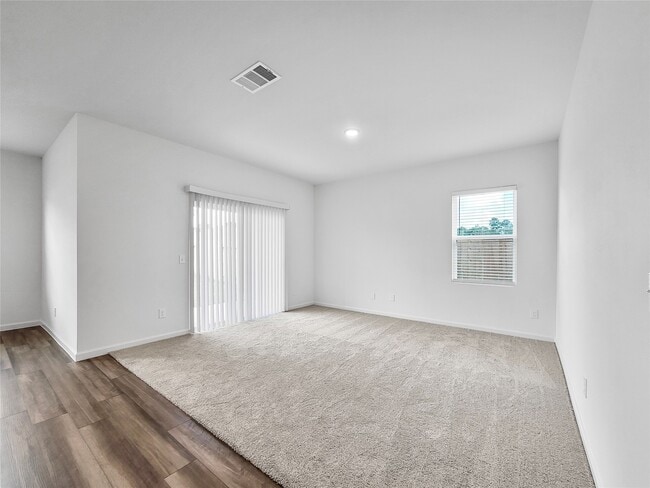 Photo - 28410 Selsdon Ct