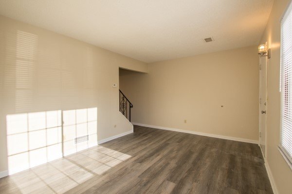 Photo - 224 Peppertree Ln