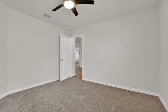 Photo - Charming 4-Bedroom Home in Redbird Ranch – Resort-Style Amenities & Prime Location!