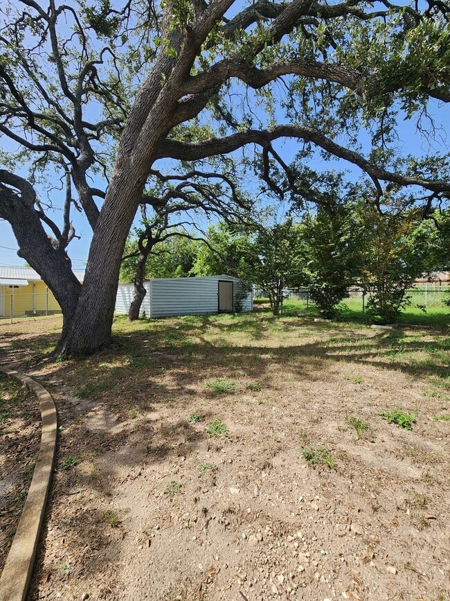 Photo - 3/1 in West Lampasas