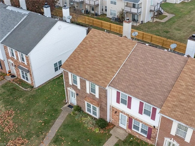 Photo - 524 Hollomon Dr