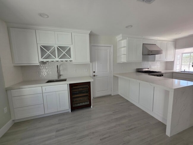 Photo - 12412 Lambert Cir