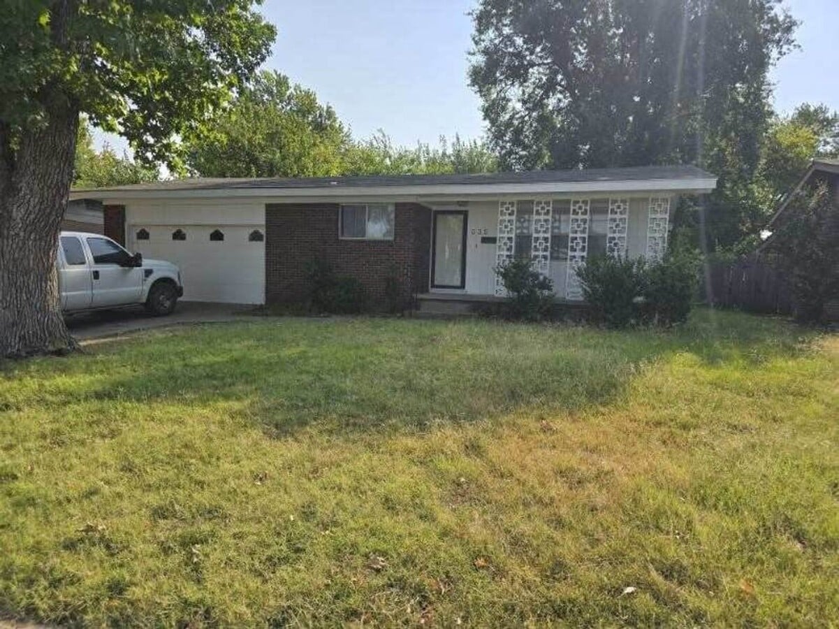 Photo - 535 S 98th E Ave