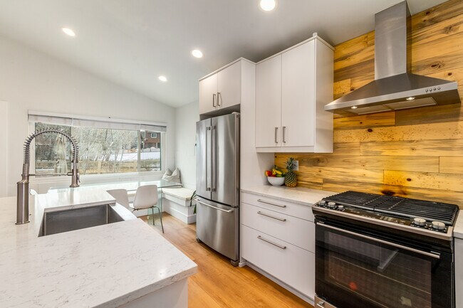 Photo - 20818 Willowbend Ln