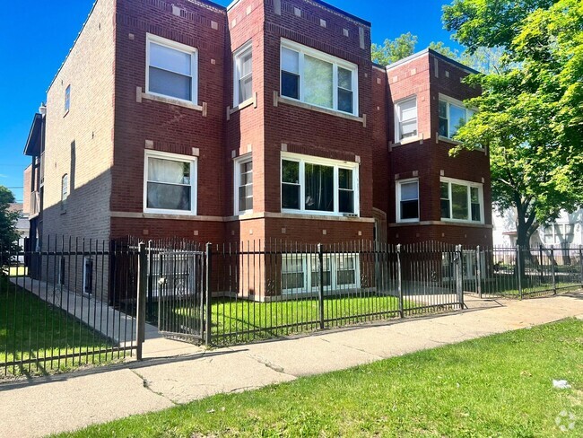 Building Photo - 3457 W 66th St Rental