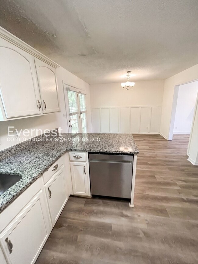 Photo - 2503 Elkmont Dr